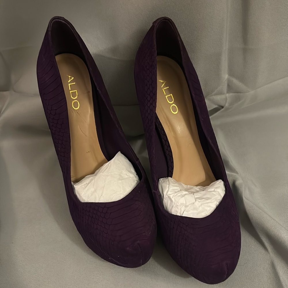 Women’s Also Stilletos Size 8.5